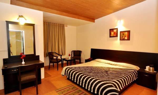 Hotel Suman Paradise Naini Tāl Quarto foto
